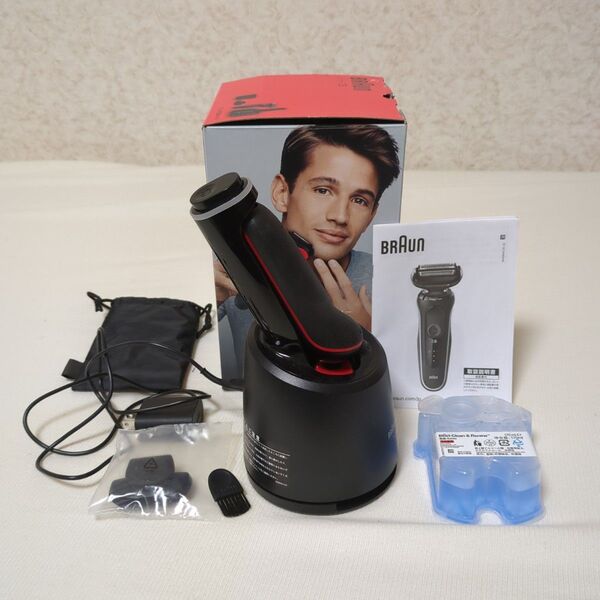 BRAUN シリーズ551-R7200cc 洗浄液付き メンズシェーバー