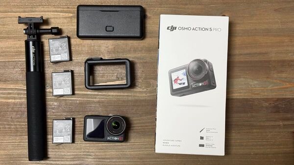 DJI Osmo Action 5 アドベンチャーコンボ おまけ付き