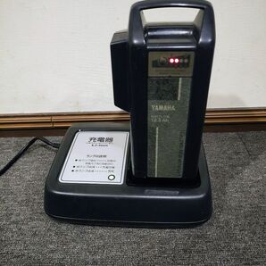 YAMAHA バッテリーX0T 12.3 Ah 充電器付き 中古品 空輸不可(沖縄)