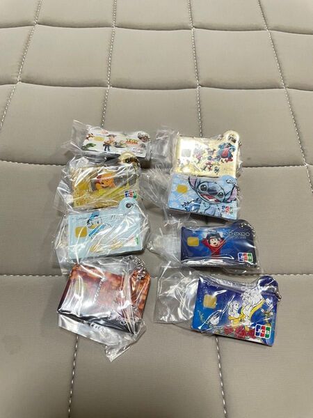 ディズニー JCBカード ミニチュアメタルチャーム 8個セット ガチャ