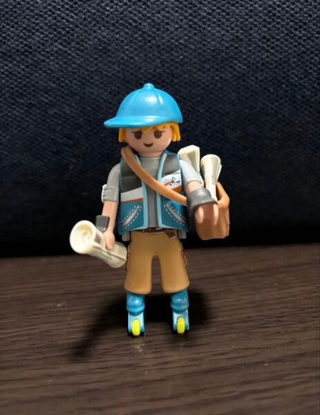 プレイモービル playmobil fi?ures(series 13) 新聞配達員