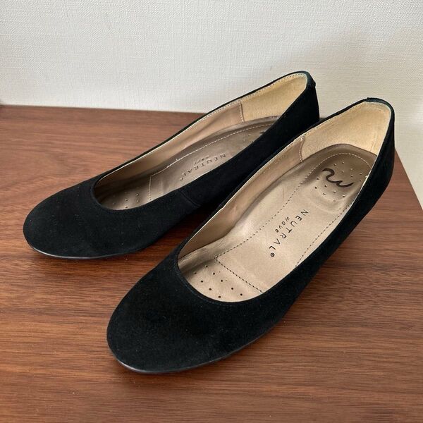 Neutral wave ウエッジパンプス 黒 ラバーソール ラクなパンプス!