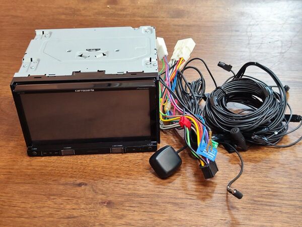 カロッツェリア メモリーナビ AVIC-RZ06 カロッツェリア Carrozzeria Bluetooth フルセグ