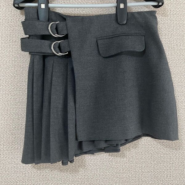 ZARA ボックスプリーツ ミニスカート アシンメトリー グレー ベルト付き M 巻きスカート風