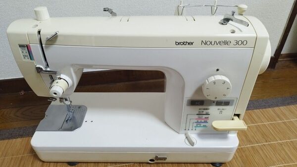ブラザー職業ミシン☆Nouvelle300 ☆整備済み