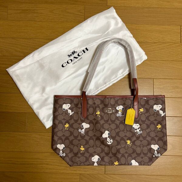 【新品・未使用品】COACH×スヌーピー トートバッグ