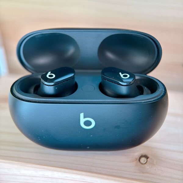 Beats Studio Buds イヤホン