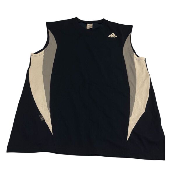 アディダスadidas ノースリーブ タンクトップ スポーツウェア 大きめサイズ