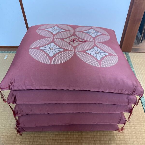 新品未使用 座布団 5枚セット ふくれ座布団 来客用 和室 収納袋付き えんじ