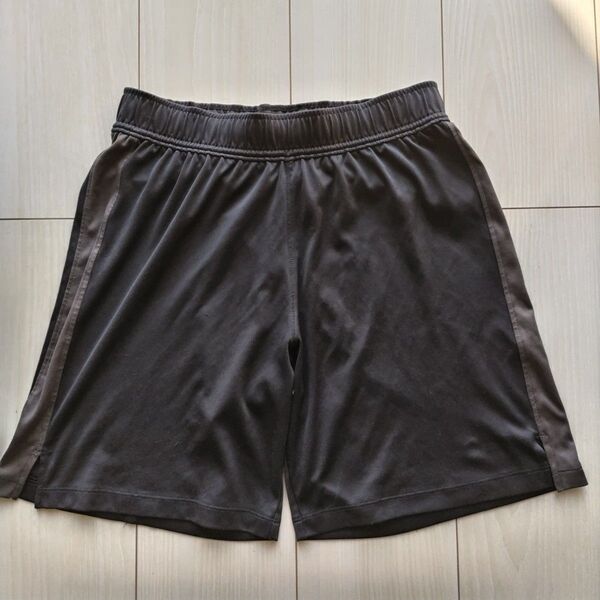 アンダーアーマー ハーフパンツ 160cm 短パン 半ズボン UNDERARMOR