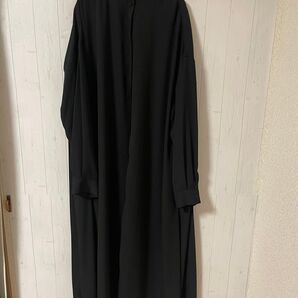 バックプリーツロングワンピース /ブラック/大き目サイズ