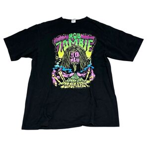 大きいサイズ ROB ZOMBIE ロブ・ゾンビ イラストプリントTシャツ XL 半袖 ブラック 2021年アルバム バンドT