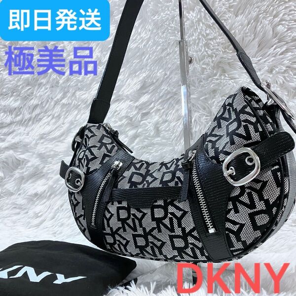 極美品 DKNY ショルダーバッグ ブラック 総柄 クレセント レザー プレート 肩掛け ハンドバッグ ワンショルダーバッグ 黒