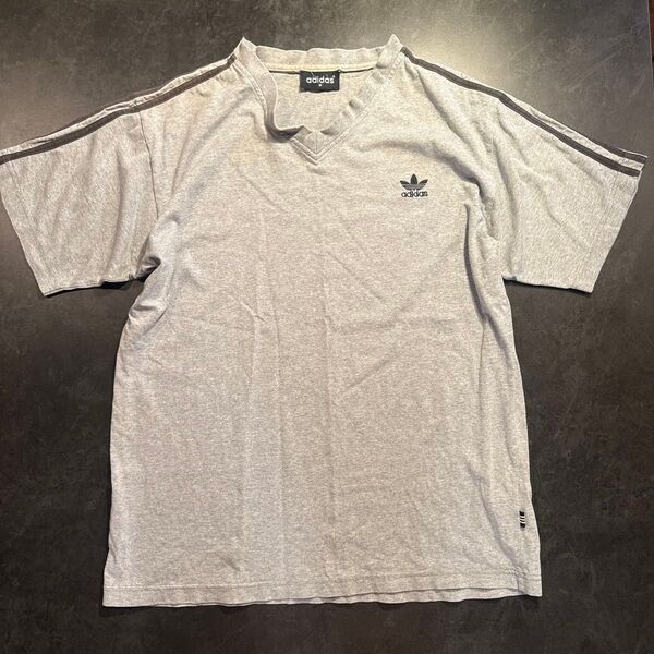 80s adidas アディダス Tシャツ 半袖 グレー 半袖Tシャツ ワンポイント トレフォイル 3本ライン メンズ ML相当