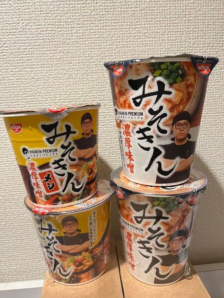 みそきん 濃厚味噌ラーメン 賞味期限7.22×濃厚味噌メシ賞味期限8.6 オマケ空容器各1ずつ