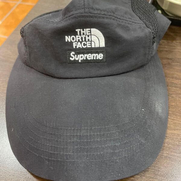 THE NORTH FACE × Supreme コラボキャップ