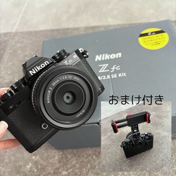 Nikon Zfc ミラーレス 一眼レフ カメラ ブラック 28mm f/2.8
