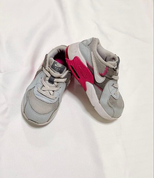 NIKE エアマックス エクシー 15cm ピンク&グレー
