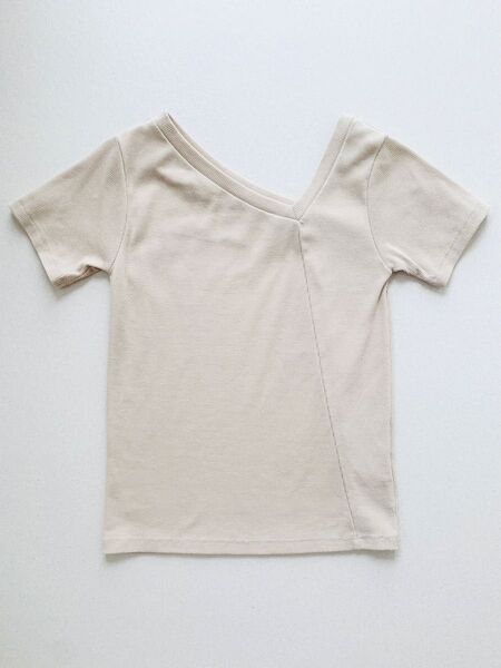 【Who’s who gallery】 アシンメトリートップス