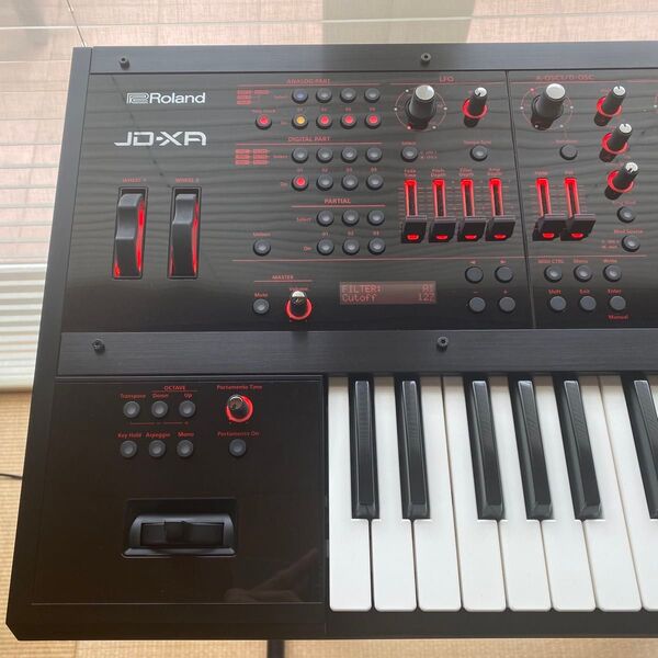 Roland JD-XA アナログ/デジタル・クロスオーバー・シンセサイザー