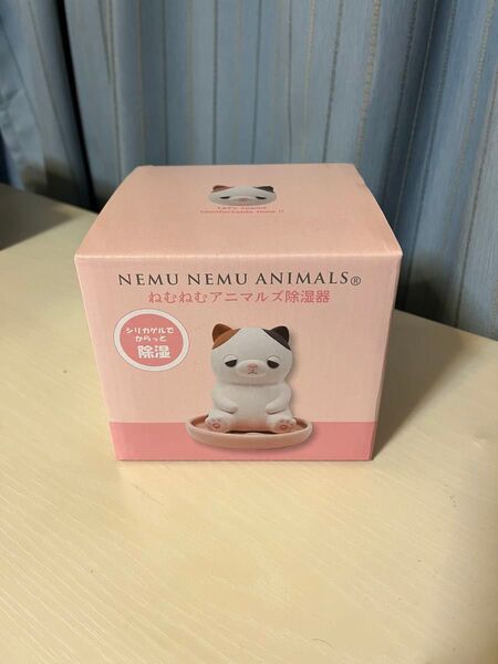 NEMU NEMU ANIMALS ねむねむアニマルズ 陶器加湿器 ミケネコ