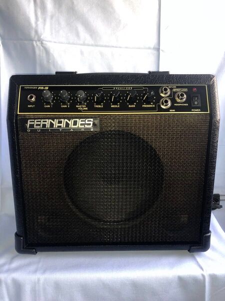 Fernandes FR-15 ギターアンプ ブラック