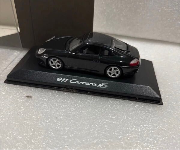 ポルシェ911カレラ4S