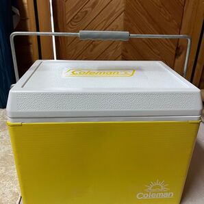Coleman レトロスチールクーラー 28QT イエロー