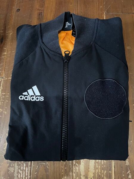【運動する時に】adidas ジャージ