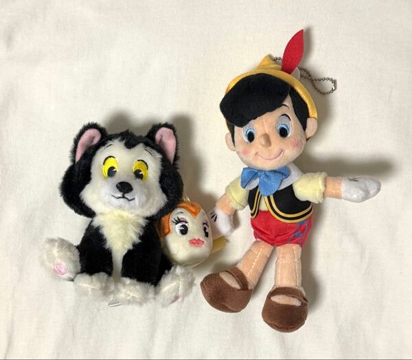 ディズニー ディズニーストア ピノキオ フィガロ クレオ ぬいぐるみ ぬいぐるみバッジ ぬいば キーチェーン