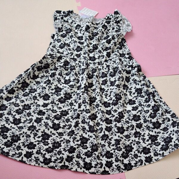 新品タグつき!サイズ150ワンピース 女の子 花柄 ノースリーブ