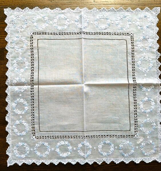 銀座和光 手刺繍 ドロンワーク 大人可愛いレディース大判ハンカチ