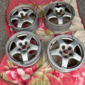 R32ホイール16インチ6.5j40