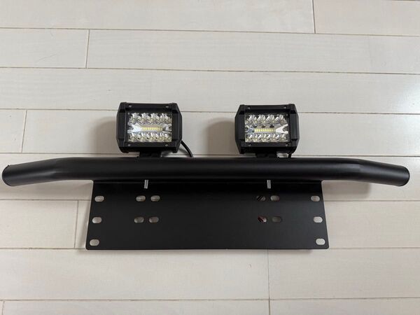 汎用フロントバンパーガード パイプバンパー 外装パーツ LEDフォグランプ付き ワークライト 作業灯