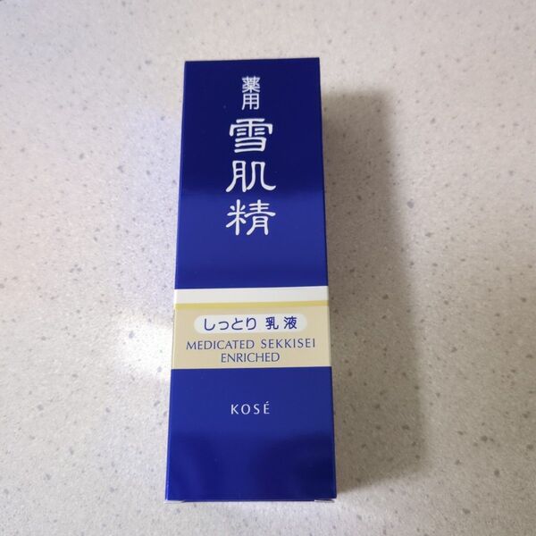 雪肌精 エンリッチしっとり乳液 140ml