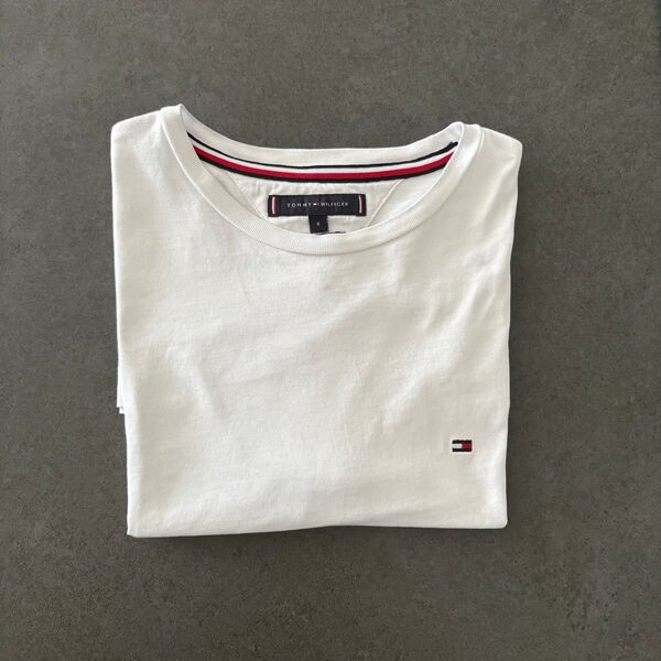 ホワイト Tシャツ TOMMY HILFIGER トミーヒルフィガー 白T
