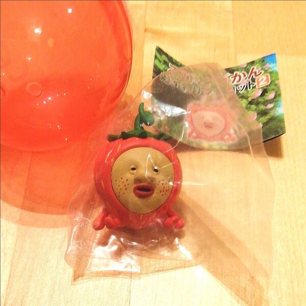 こびとづかん おすわりマスコット フィギュア イチゴクレナイ