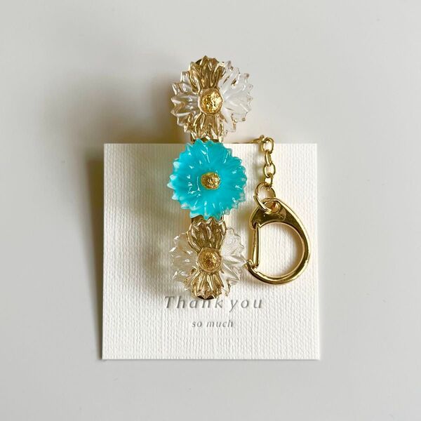 キークリップ ハンドメイド フラワー 花 キーホルダー レジン 推し活 アルファベット 入園 入学 卒業