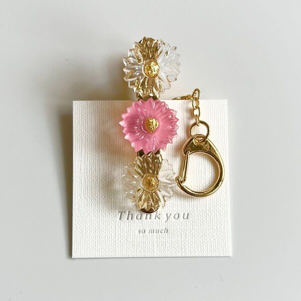 キークリップ ハンドメイド フラワー 花 キーホルダー レジン 推し活 アルファベット 入園 入学 卒業