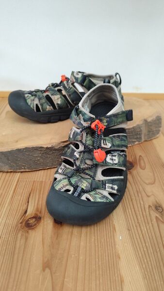 KEEN Newport H2 NACコラボ 23.5cm