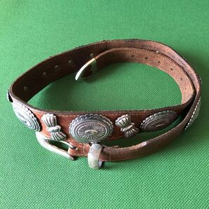 コンチョレザーベルト中古