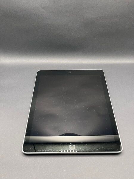 Apple ipad 第6世代 2018 32G シルバー 中古 Wifi