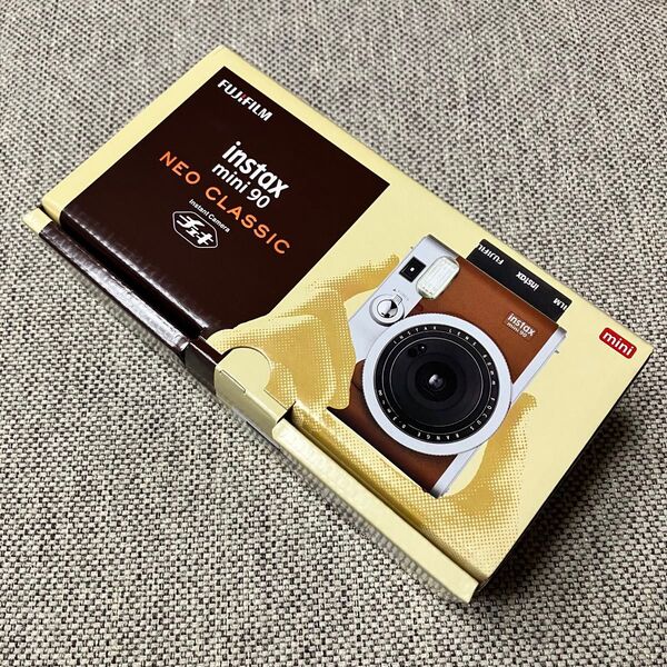 新品未使用 富士フイルム チェキ instax mini 90 ネオクラシック ブラウン チェキ本体 instaxmini90
