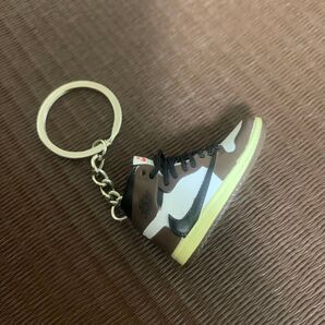 NIKE Travis aj1 キーホルダー