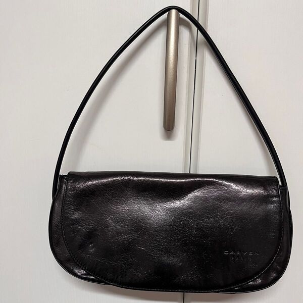 未使用!●CARVEN● カーフ バック ロゴ入り レザー 肩掛け ブラック系 ワンショルダーバッグ