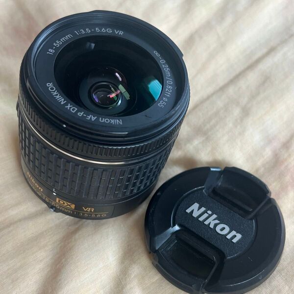 AF-S DX NIKKOR 18-55mm f/3.5-5.6G VR