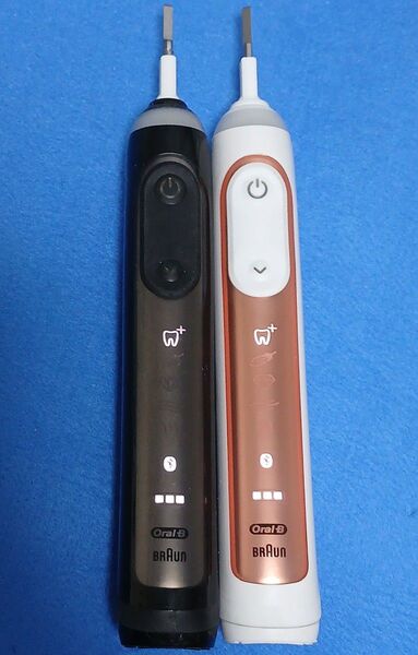 正常動作品 ドイツ製 BRAUN オーラルBジーニアス9000 Type:3765 と Type:3771 電動歯ブラシ ペア