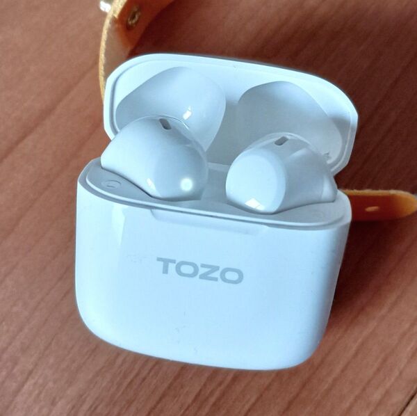 TOZO A3 ワイヤレスイヤホン 白