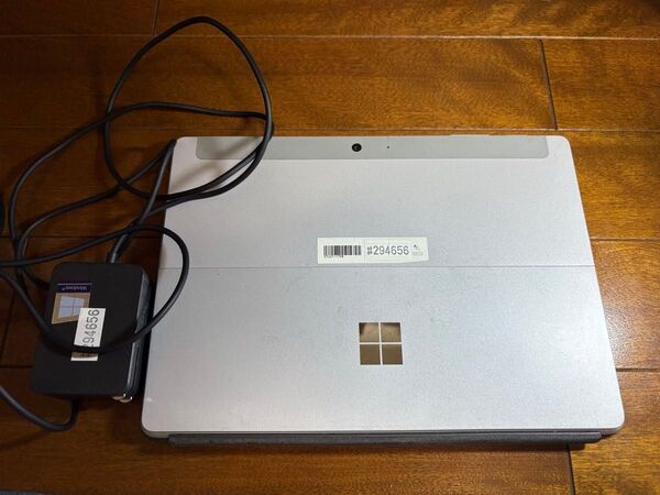 Surface Go LTE Advanced Windows10Pro RAM8GB SSD 128GB キーボード付き