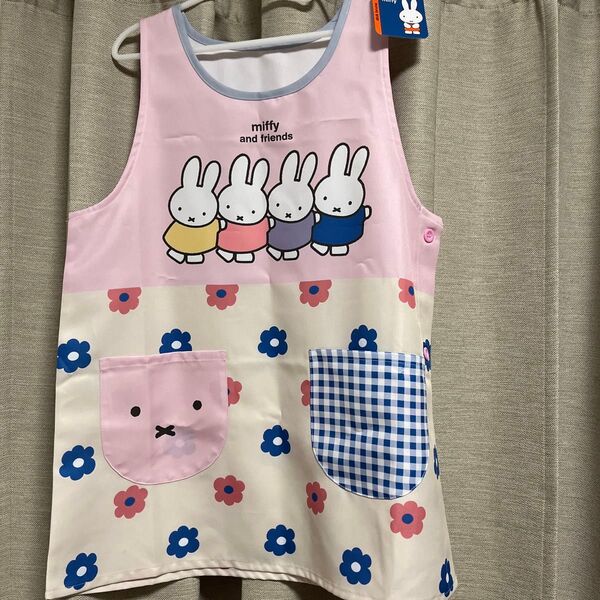 新品 未使用 保育士 ミッフィー エプロン ピンク 花柄 M〜L エプロン 保育士 M-L 大人用 幼稚園